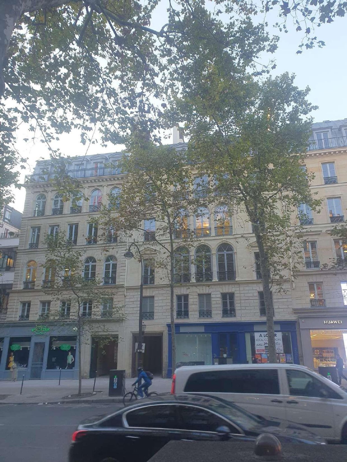 Façade haussmannienne, avenue des Capucines